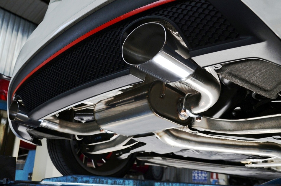 vehicle exhaust system maintenance