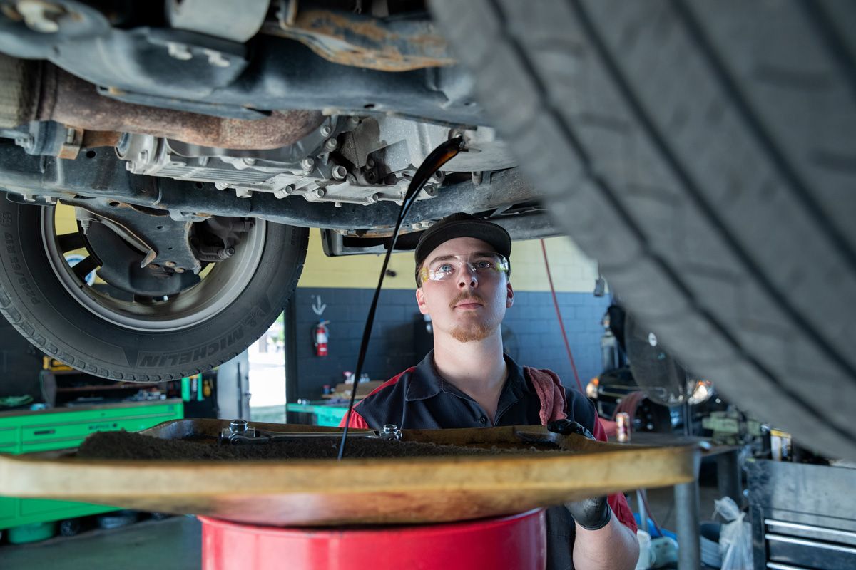 Mechanic and Auto Repair Jobs at Custom Complete Automotive